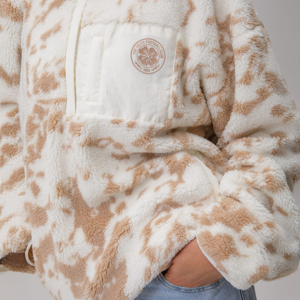 Celtic Crest Women's White Beige Print Quarter Zip Fleece